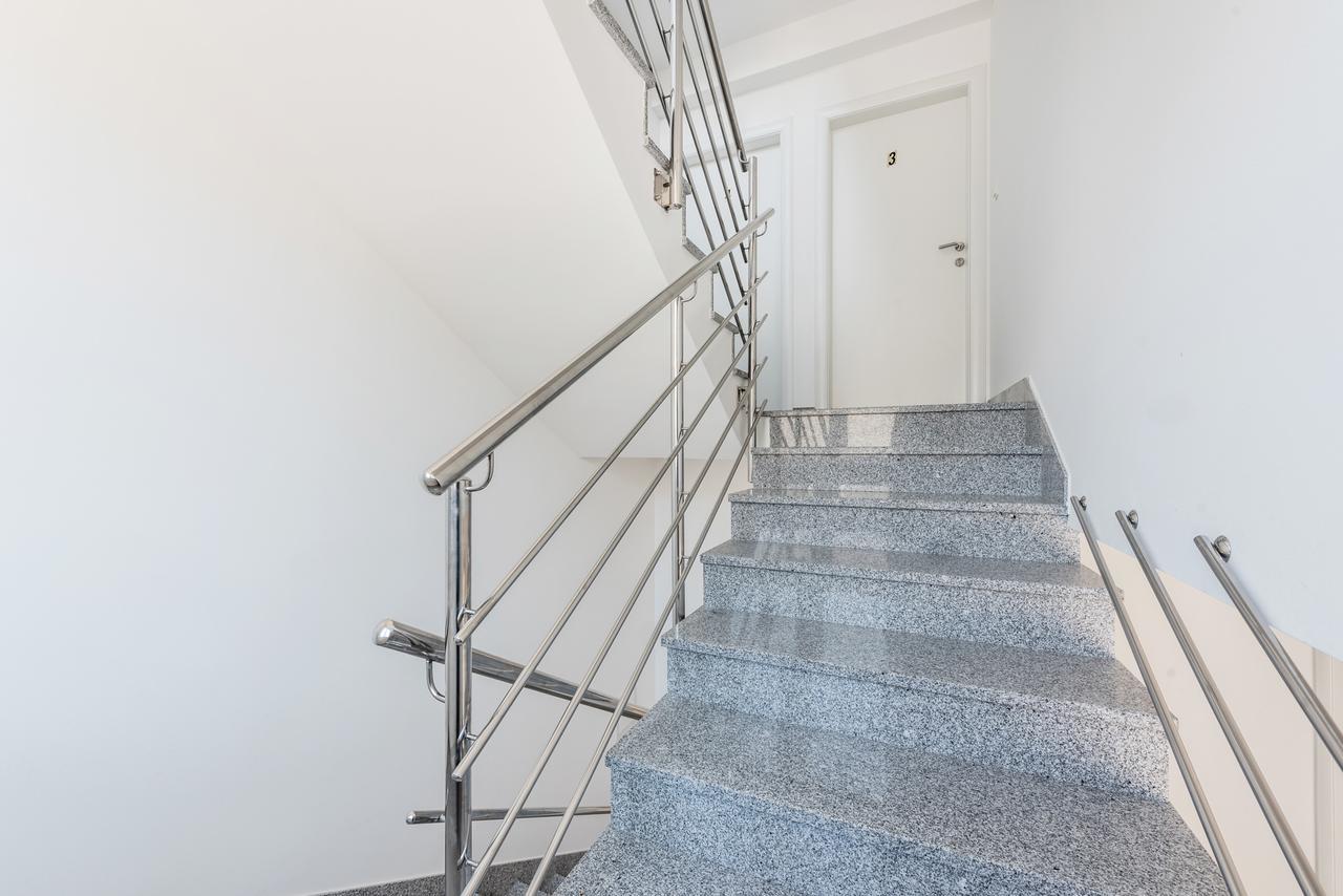 פודסטראנה Apartments Marko מראה חיצוני תמונה