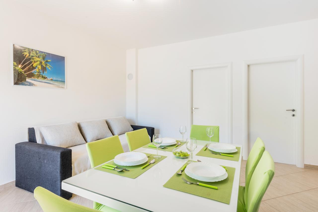 פודסטראנה Apartments Marko מראה חיצוני תמונה